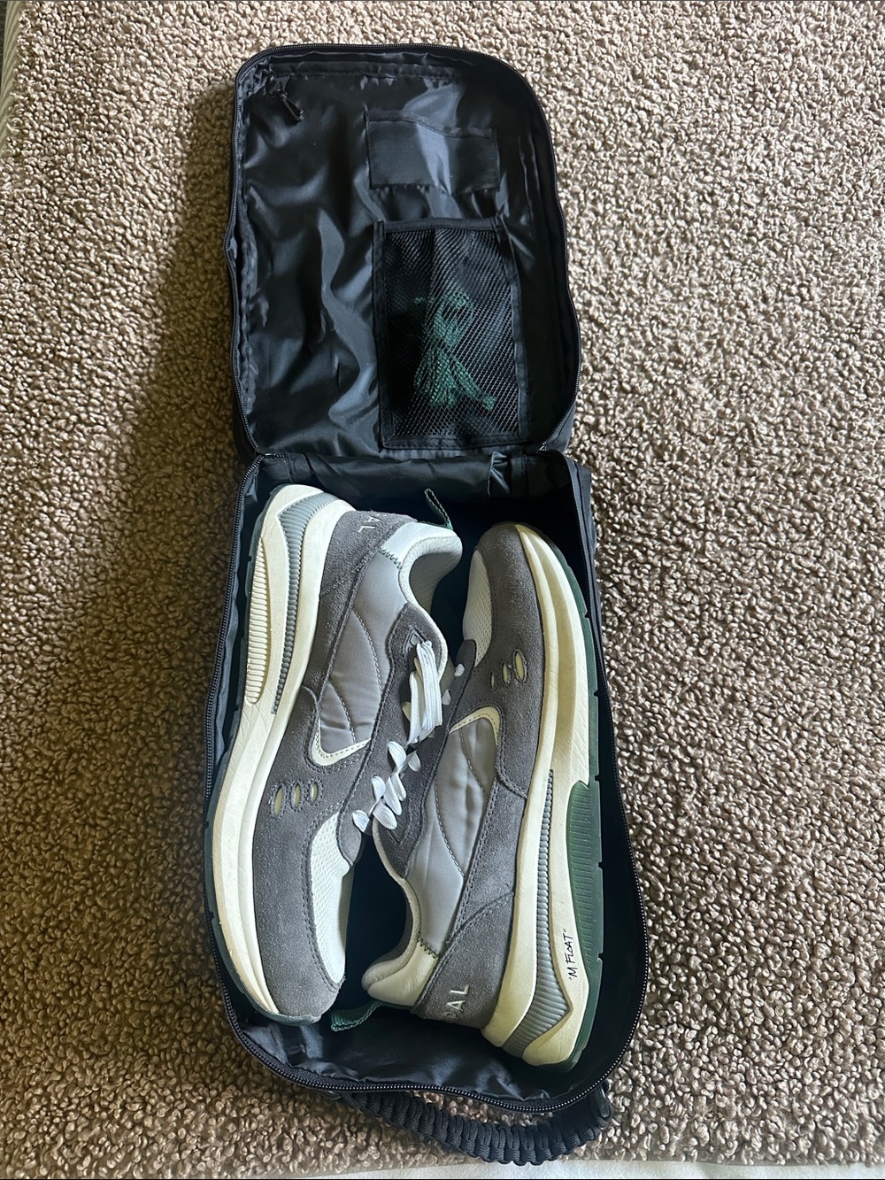 Men's Athletic Sneakers in Gray and Green - Casual Performance Runner